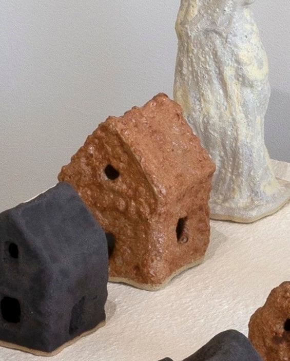 Marshmallow House Lg.